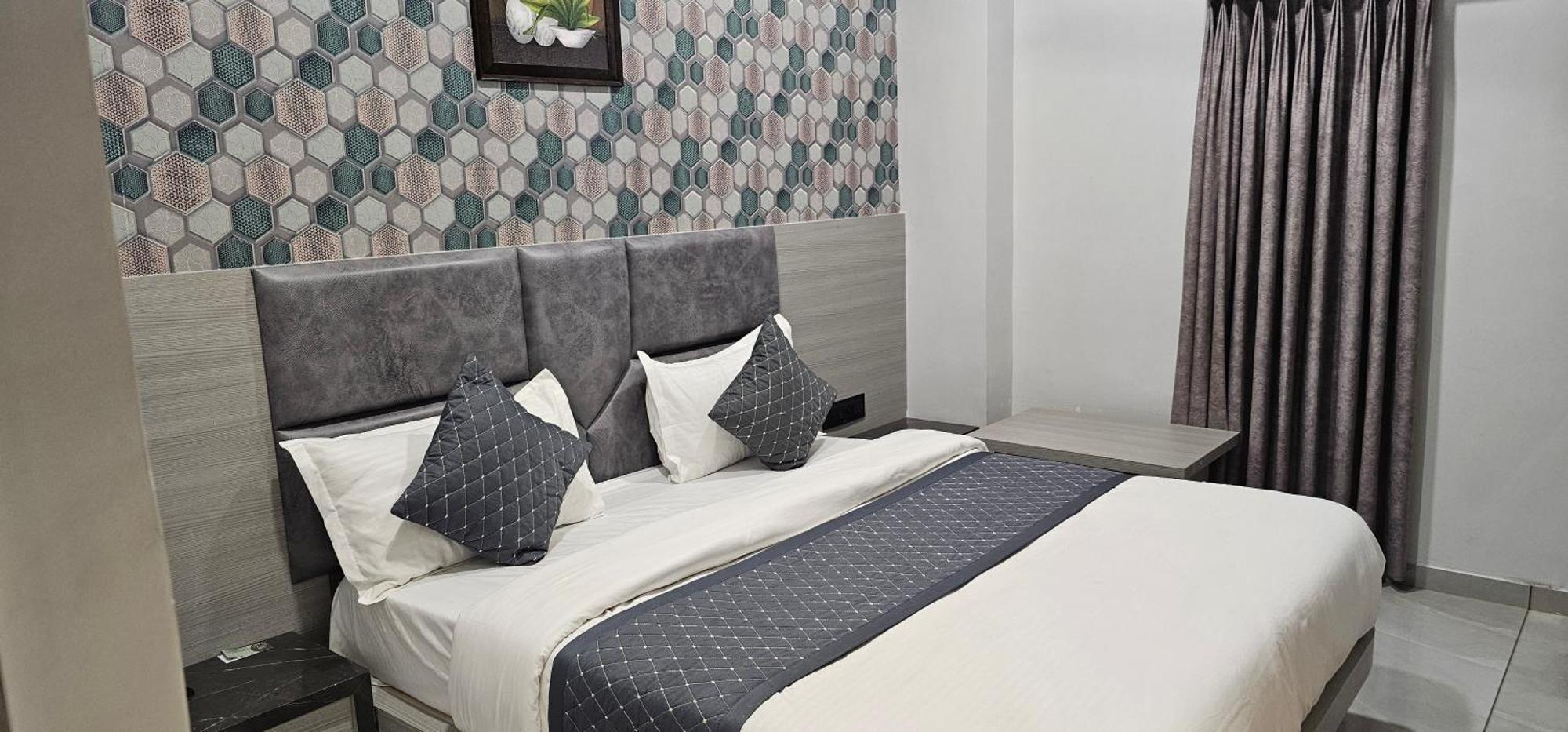 Hotel Allen Ahmedabad Exterior foto